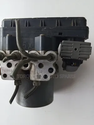 Toyota Hilux 2015 Abs Actuator (5x)