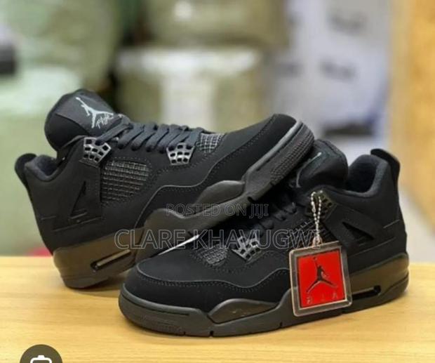 Jordan 4 Black - thumbnail 3