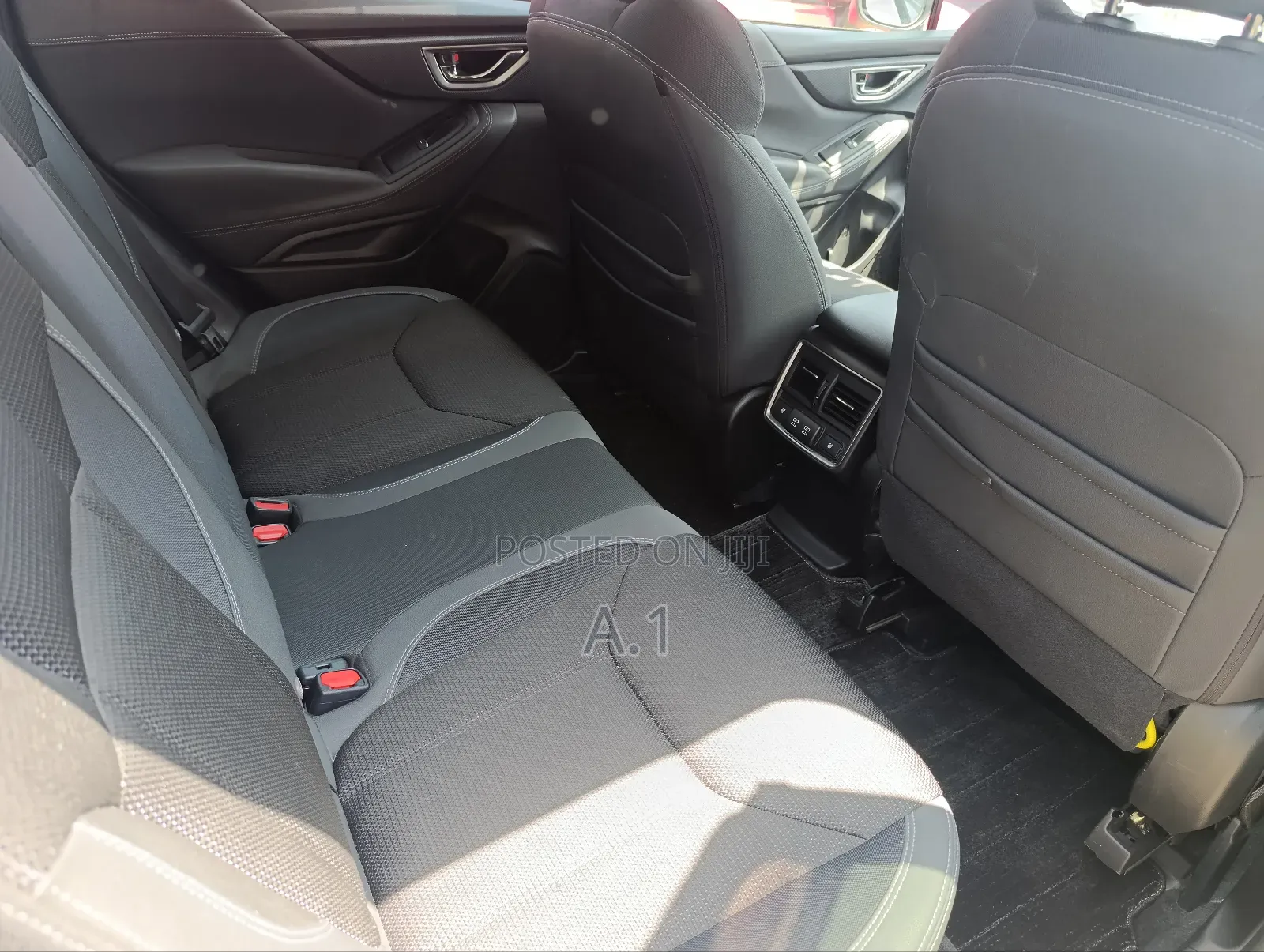 Subaru Forester Premium AWD 2019 Gray