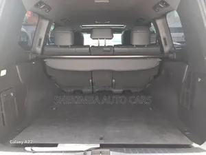Toyota Land Cruiser 2024 Black