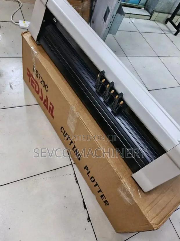 Heavy Duty 2 Feet Plotter Machine - thumbnail 3