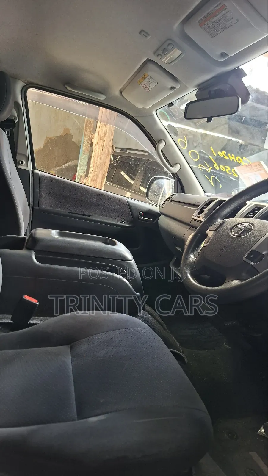 Toyota HiAce 2019 Silver