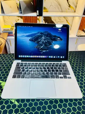 Laptop Apple MacBook Pro 2015 8GB Intel Core I5 SSD 256GB