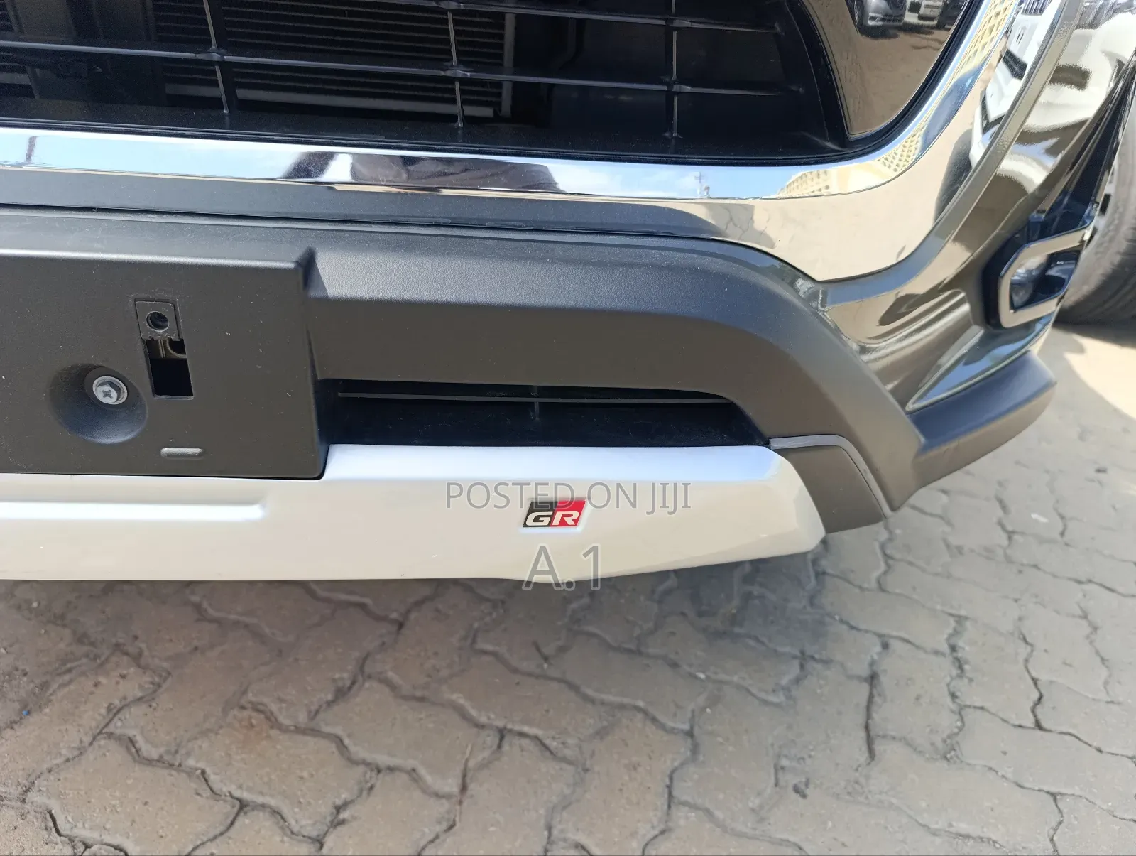 Toyota Hilux SR HI-Rider 2019 Gray