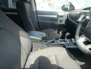 Toyota Hilux SR HI-Rider 2019 Gray