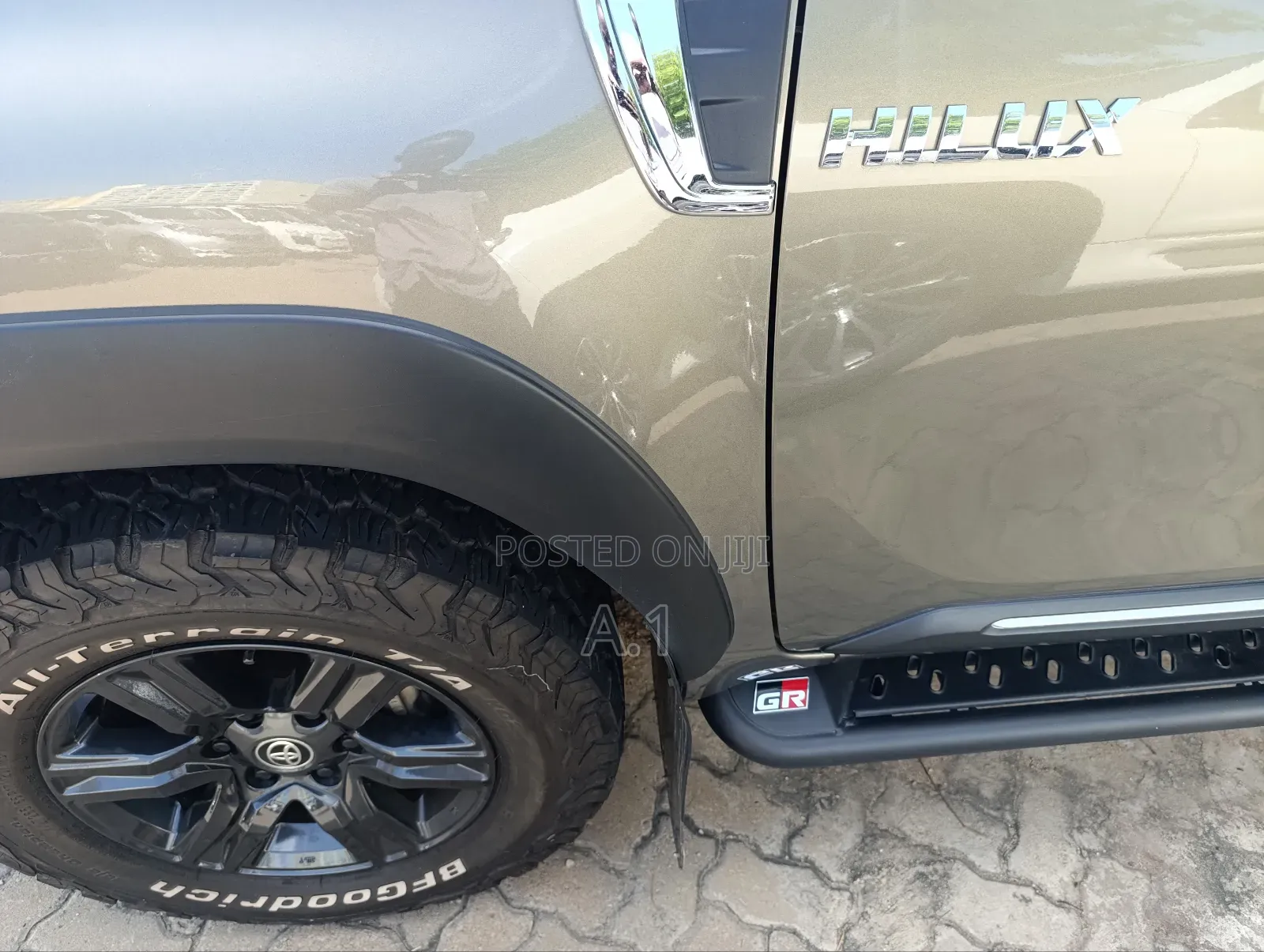 Toyota Hilux SR HI-Rider 2019 Gray