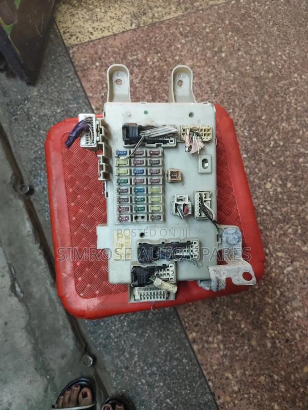 BCM/Fusebox Prado Land Cruiser J120 - main view