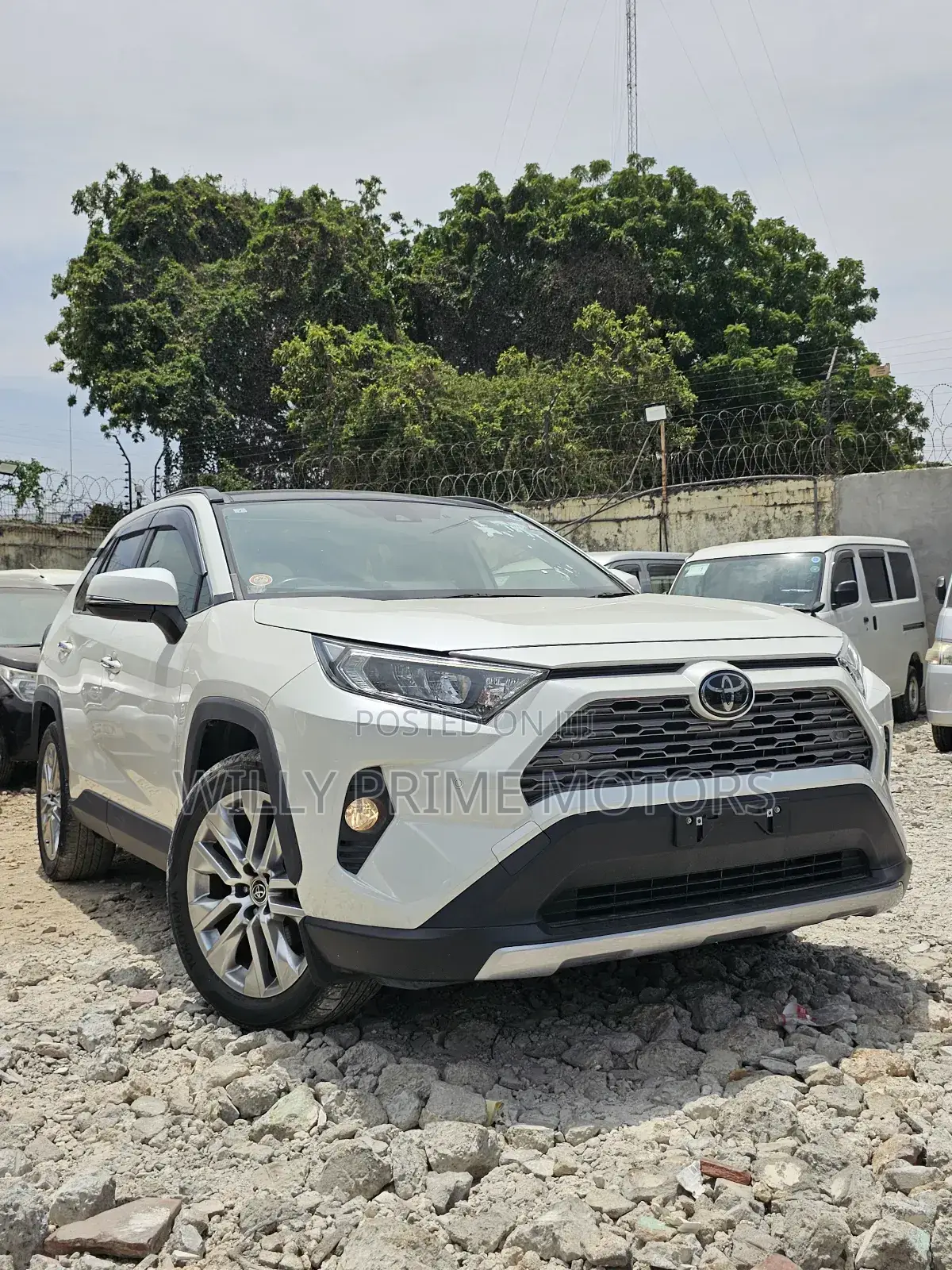 Toyota RAV4 2019 White