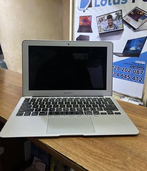 Laptop Apple MacBook 2015 8GB Intel Core i5 SSD 128GB - main view
