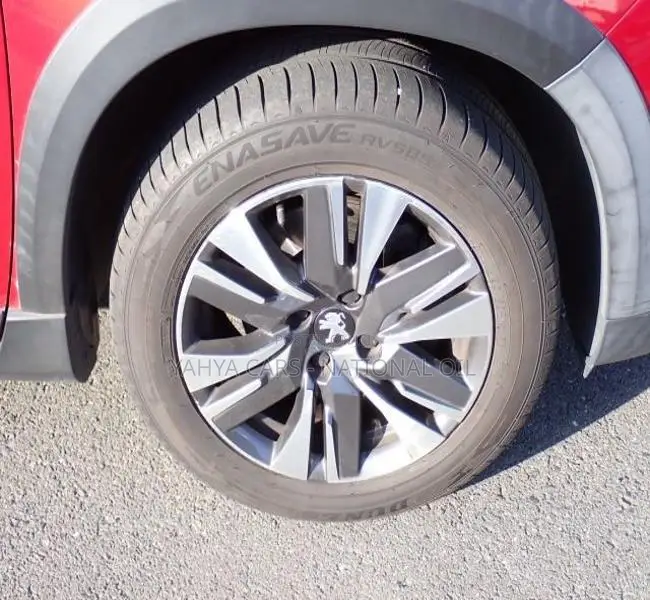 Peugeot 2008 1.2 PureTech (110 Hp) 2019 Red