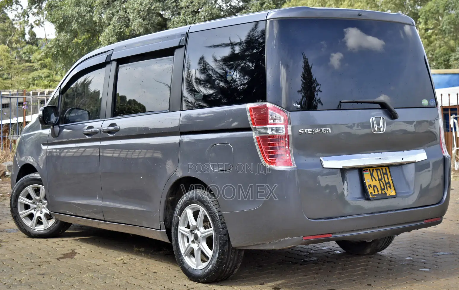 Honda Stepwgn 2014 Gray