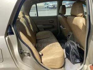 Nissan Tiida 1.5L 16V 2010 Gold