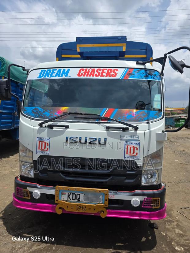 Isuzu FRR Lorry - thumbnail 3