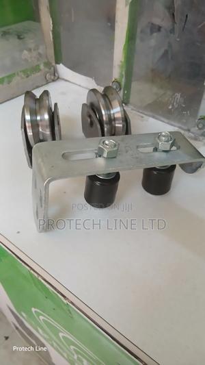 Gate Rollers With L Bracket for Roller Guides - thumbnail 2