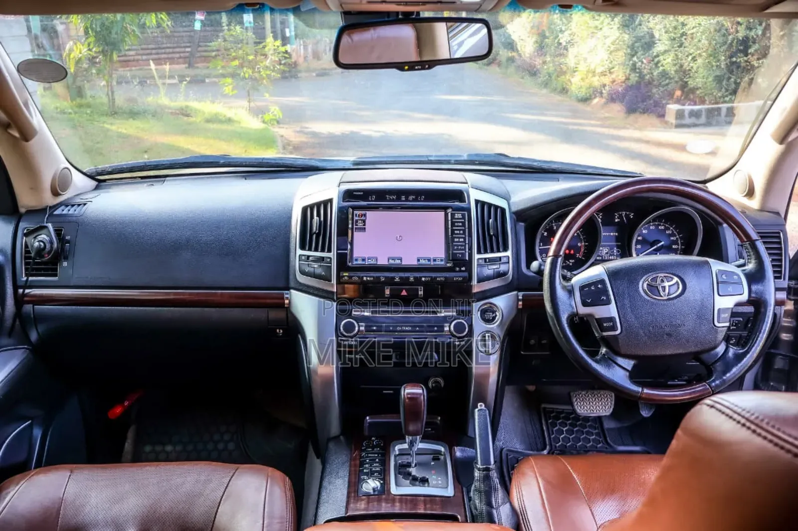 Toyota Land Cruiser 2015 Silver