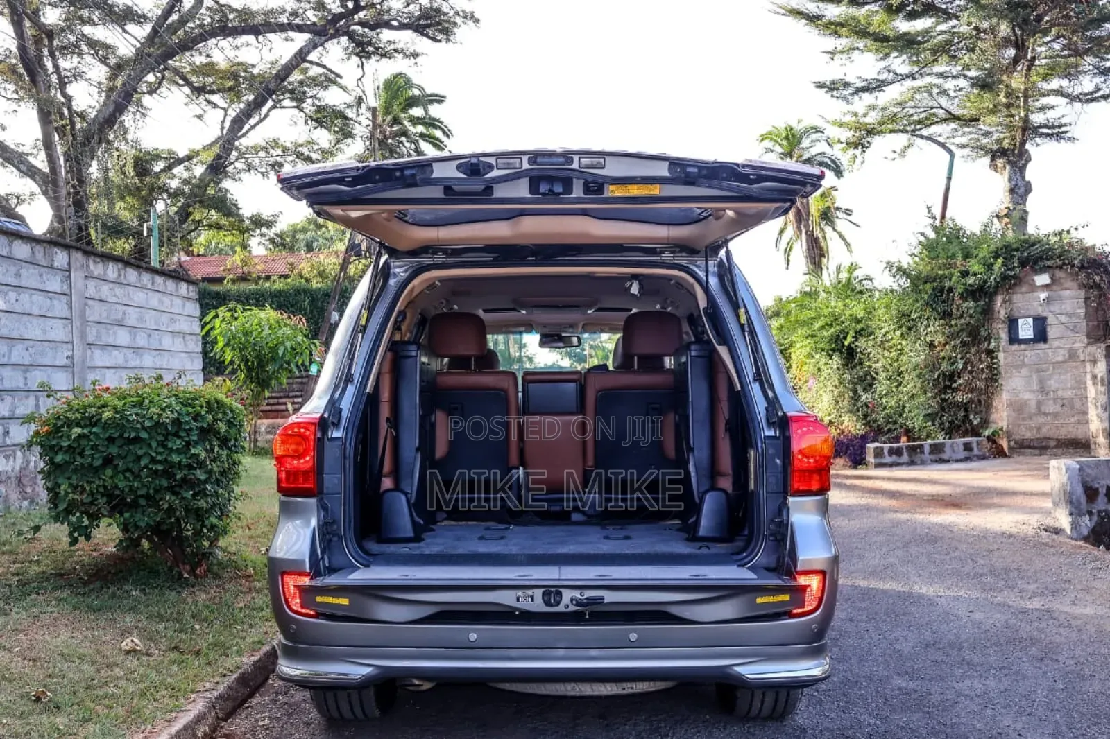 Toyota Land Cruiser 2015 Silver