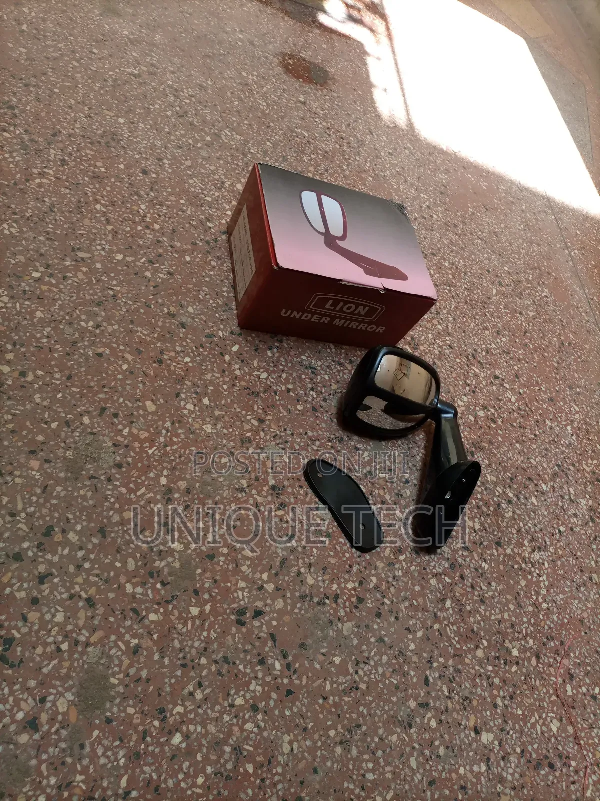 Universal Front Bonnet Mirror Prado 95