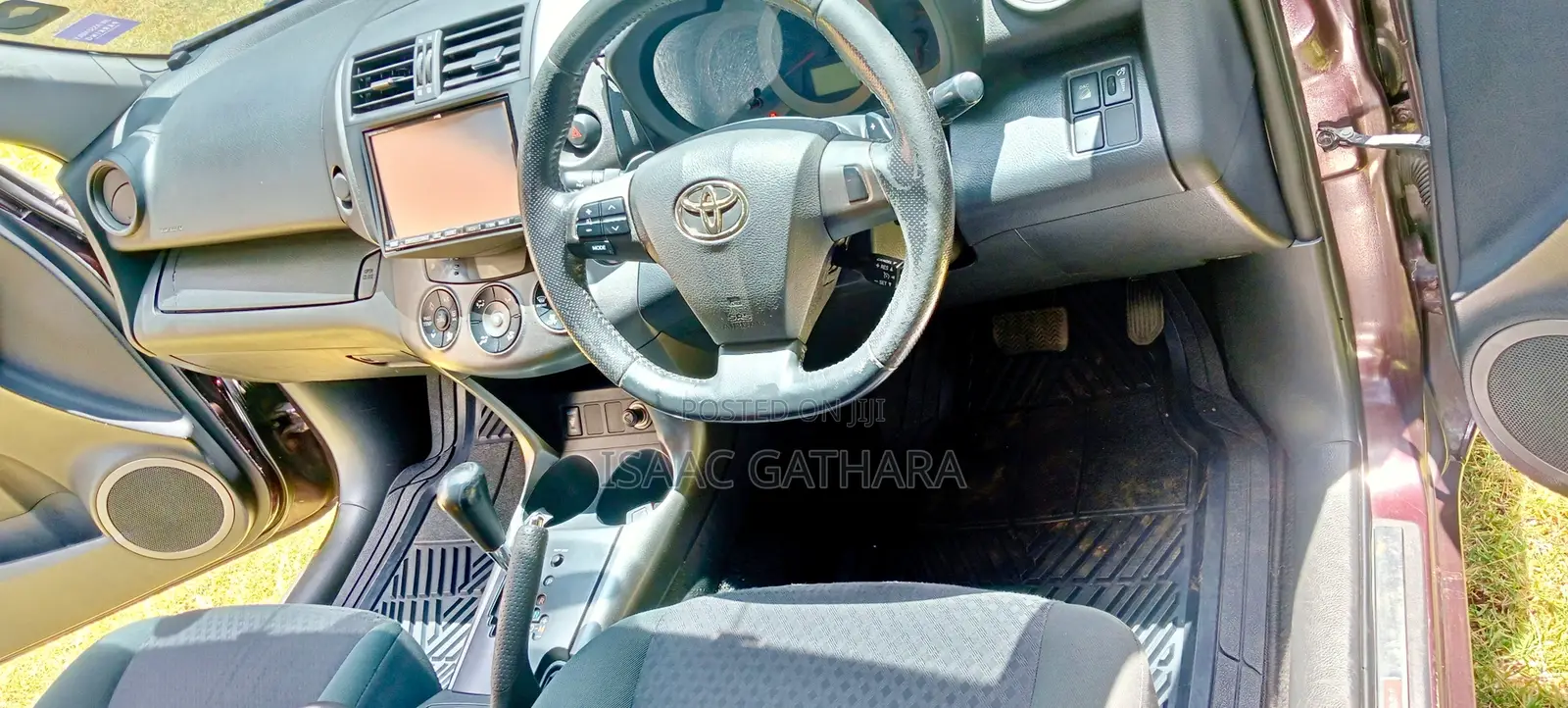 Toyota Vanguard 2011 Burgundy