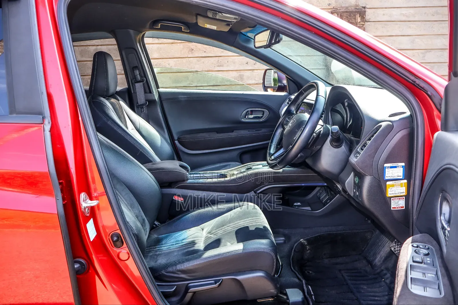 Honda Vezel 2018 Red