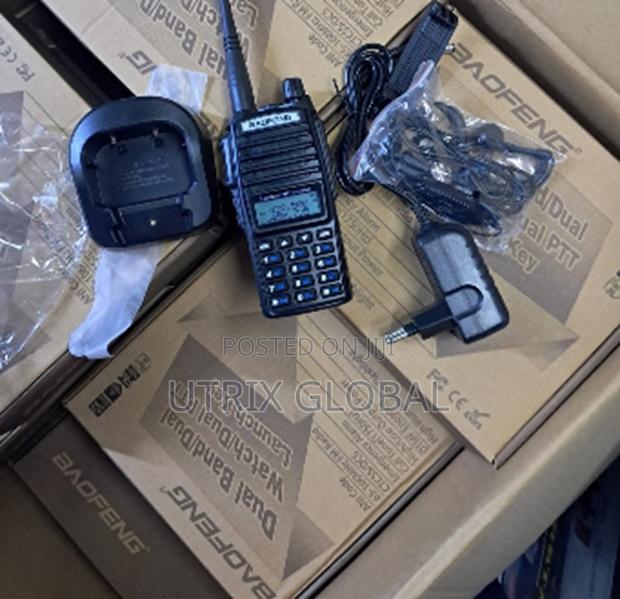 Baofeng Uv82 Long Range Walkie Talkie Compact Design