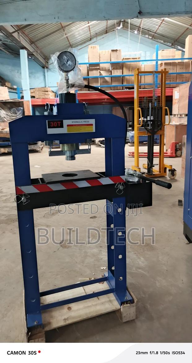 30t Hydraulic Shop Press Machine - main view