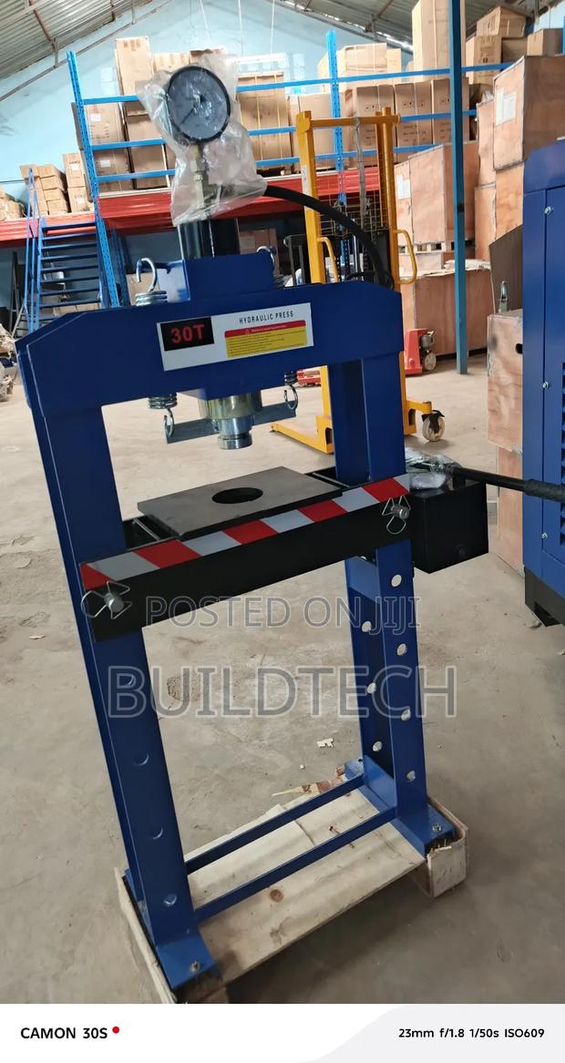 30t Hydraulic Shop Press Machine - thumbnail 2
