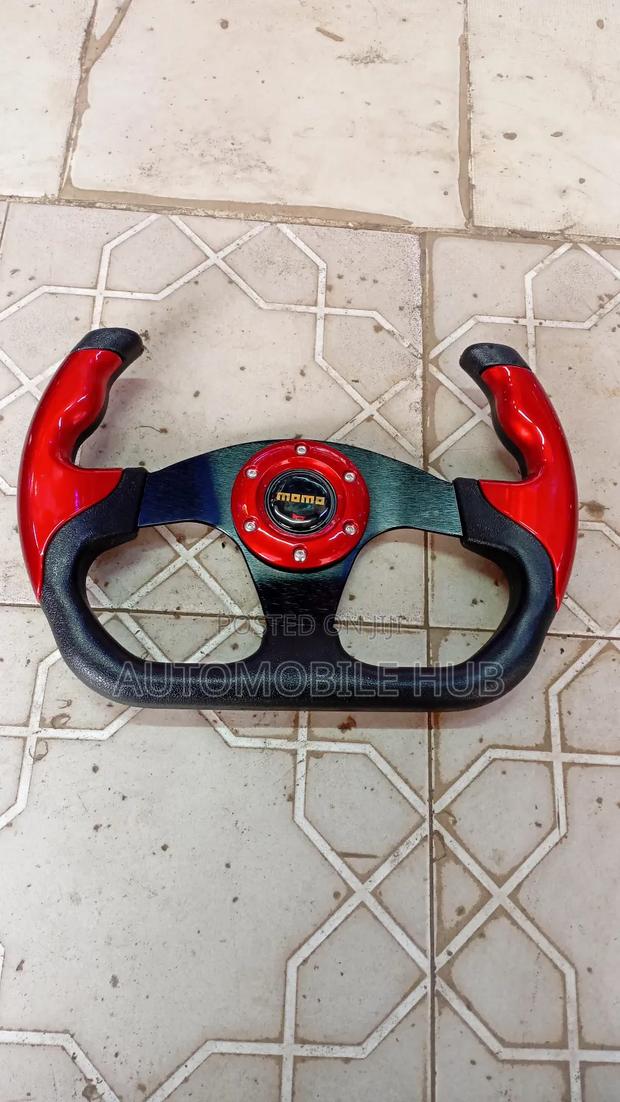 Half Deep Dish Momo Steering Wheel - main view