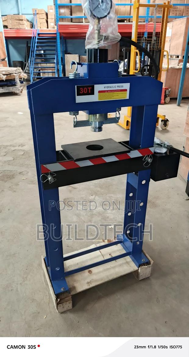 30t Heavy Duty Workshop Press - thumbnail 3