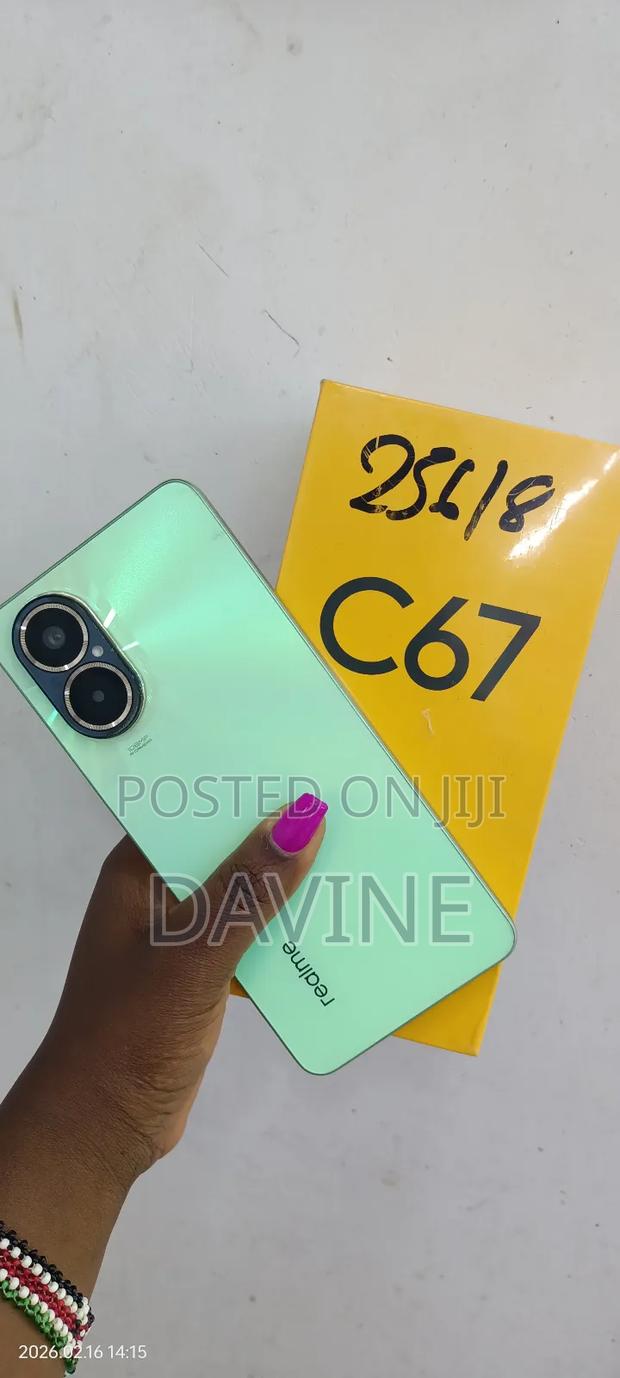 New Realme C67 256 GB Green