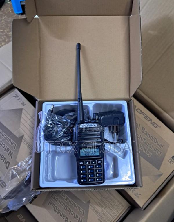 Baofeng Uv82 Walkie Talkie Long Range Rugged Body