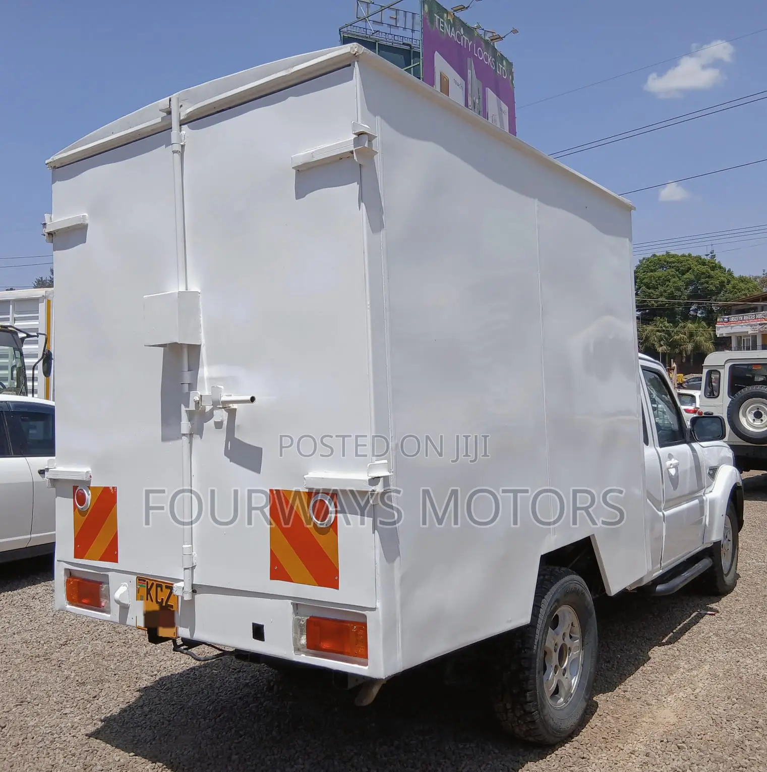 Mahindra Scorpio 2019 White
