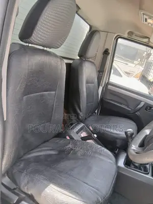 Mahindra Scorpio 2019 White