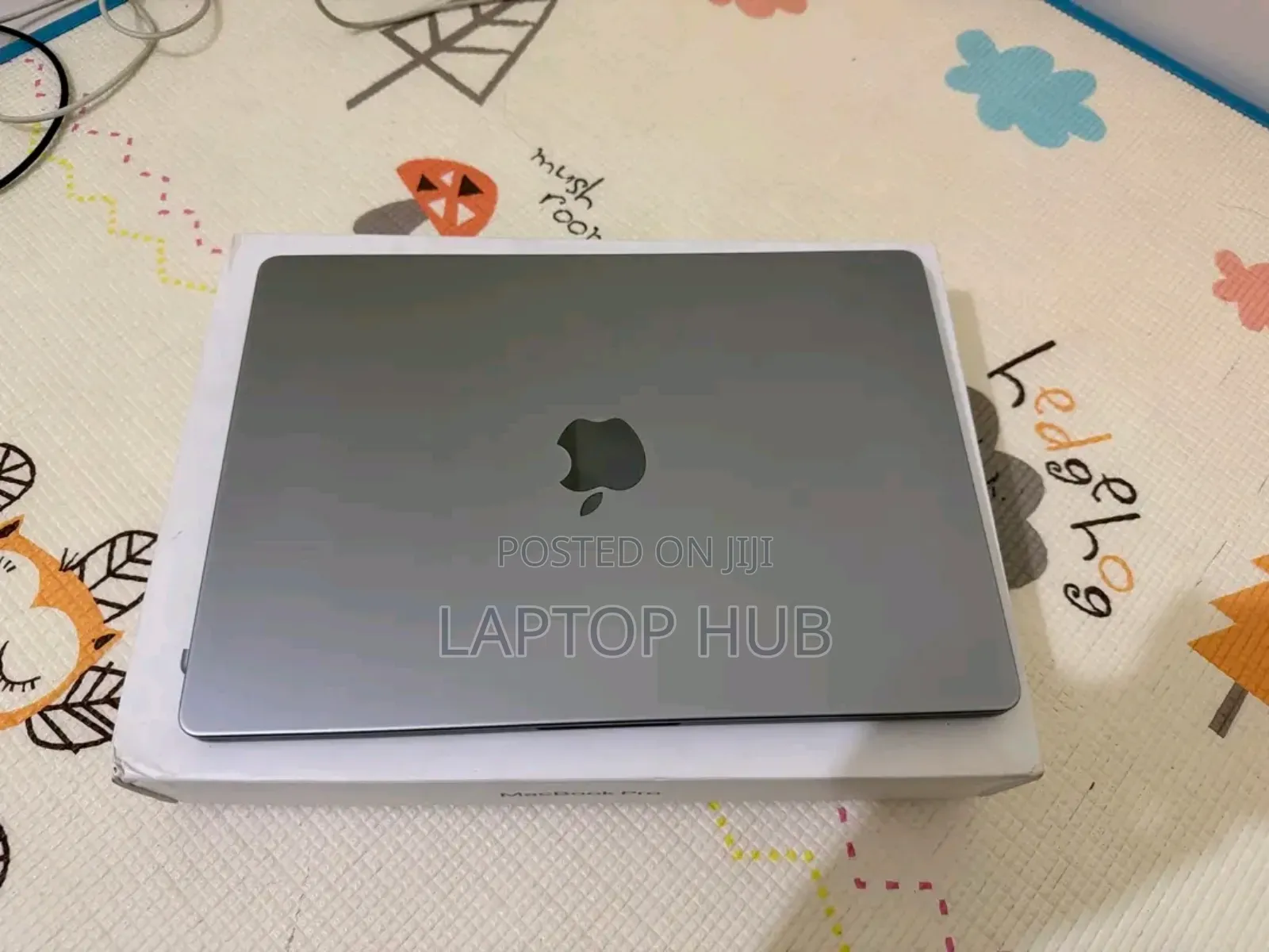 Laptop Apple MacBook Pro 2021 M1 32GB Apple M1 Pro SSD 1T