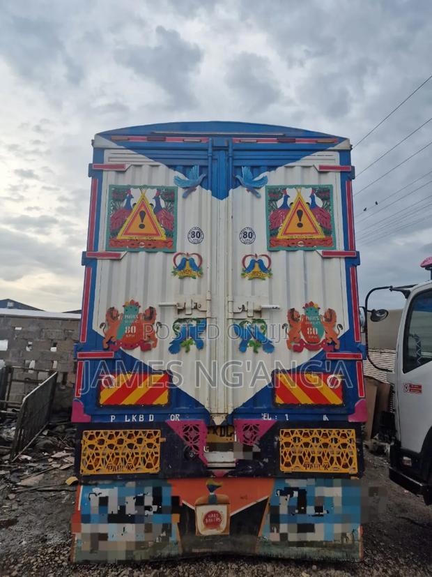 Isuzu Frr90 - thumbnail 7