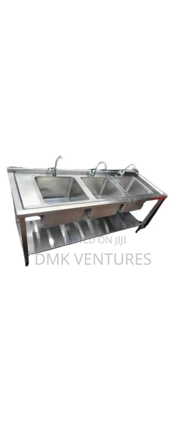 Surprising Quality Three Bowls Sink - main view