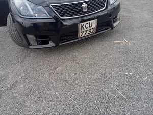 Toyota Crown 2013 Black