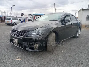 Toyota Crown 2013 Black