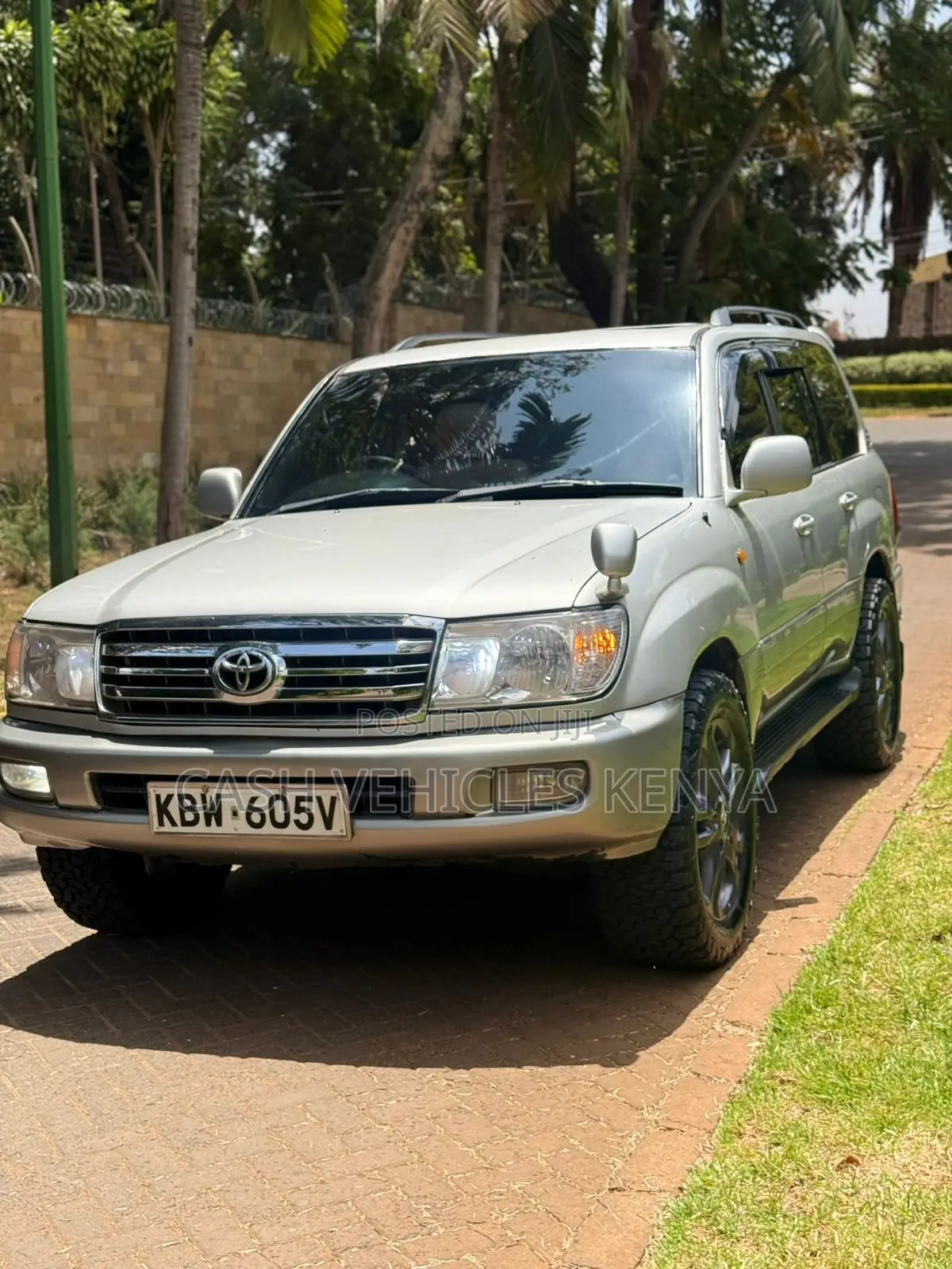 Toyota Land Cruiser 2007 Silver