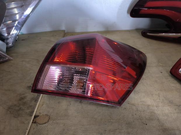 Dualis 2012 Taillight Available