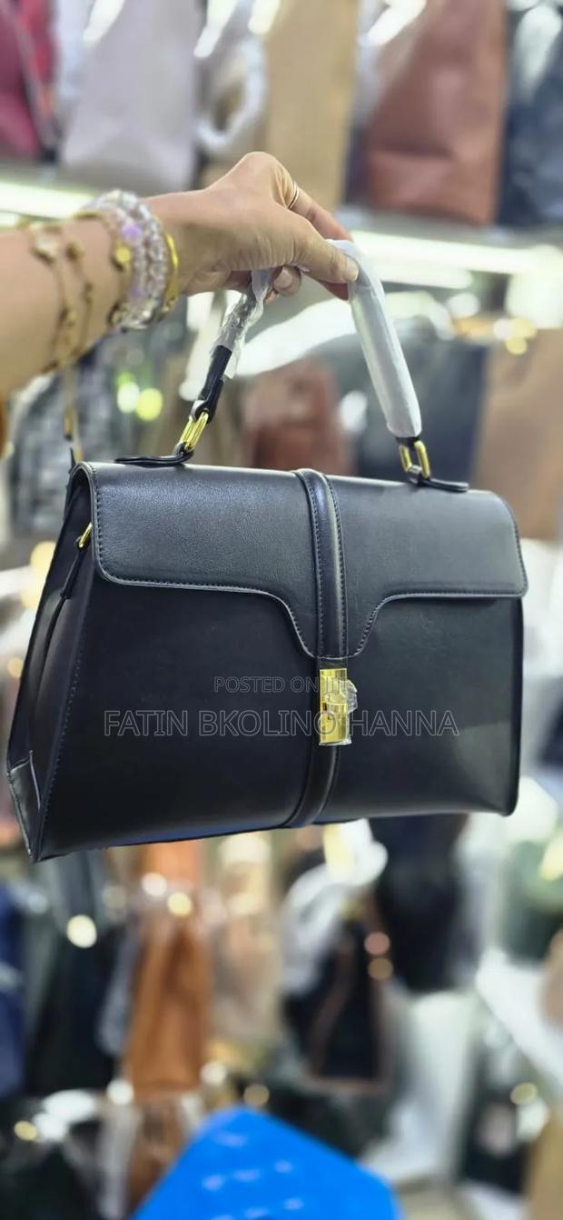 High End Handbag With Wallet - thumbnail 3
