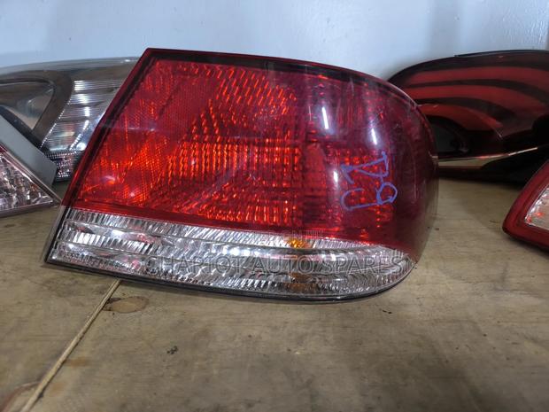 Ex Japan Sylphy 2005 Taillight - thumbnail 2