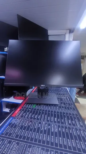 Dell Ultrasharp 24 Inches Frameless Monitor
