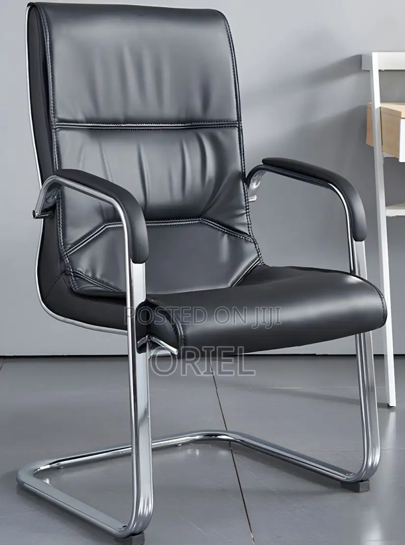 Office Chair; Soft-Cushioned Executive Leather Work Chair