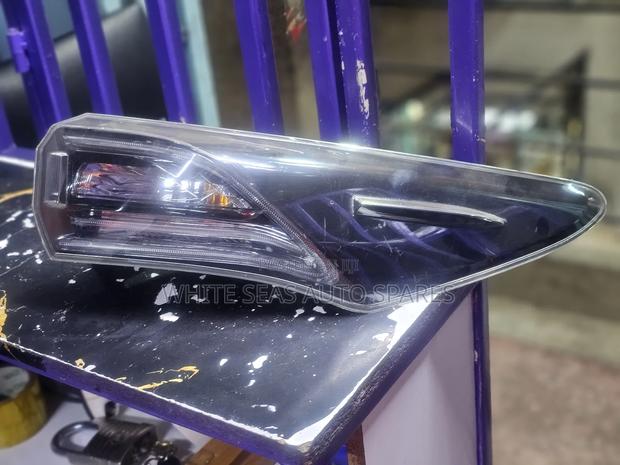 Harrier 2015 Taillight - main view