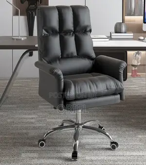 Executive Office Chair; Comfort-Focused Director’S Executive Chair
