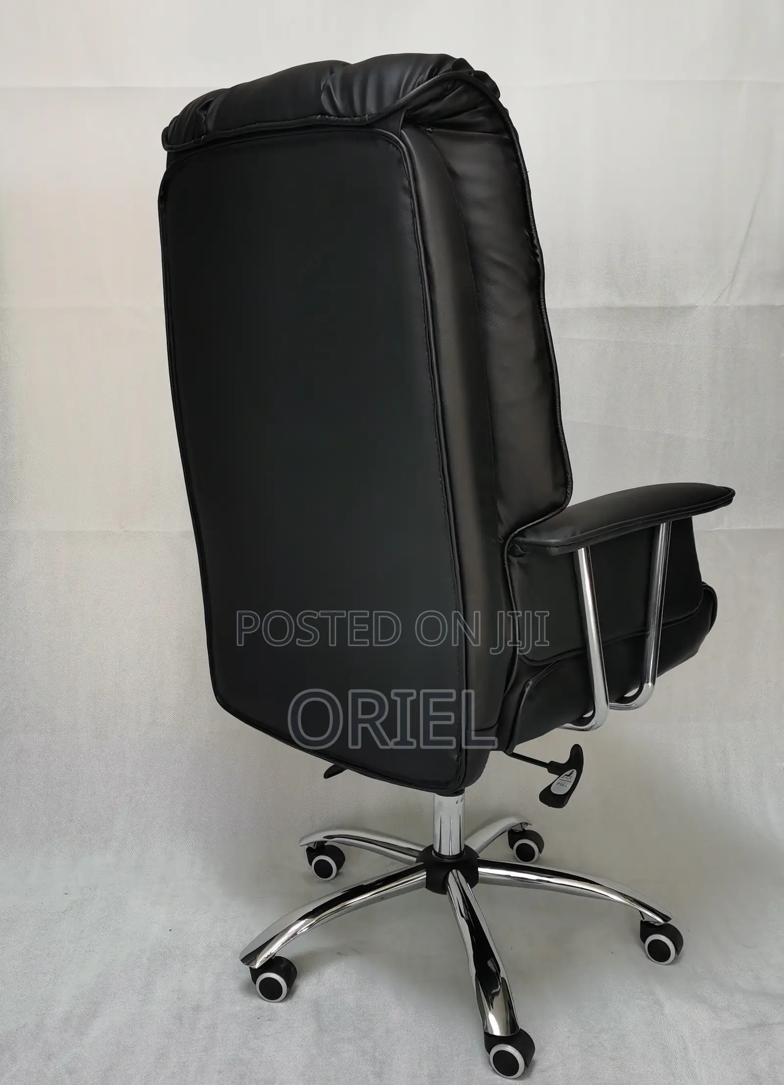 Executive Office Chair; Comfort-Focused Director’S Executive Chair