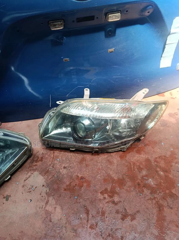 Axio 141 Xenon Headlights - thumbnail 2
