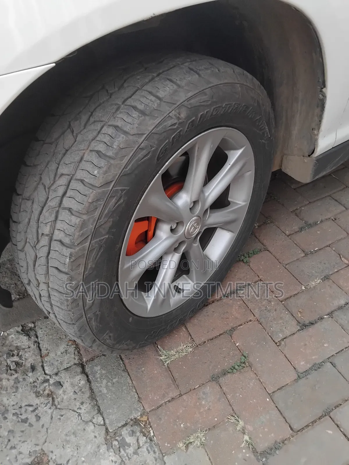 Toyota Harrier 240G 2009 White