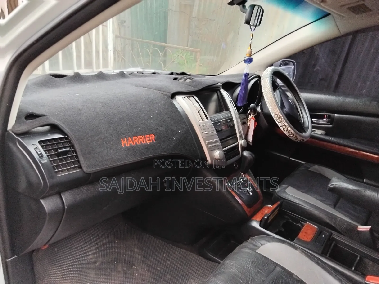 Toyota Harrier 240G 2009 White