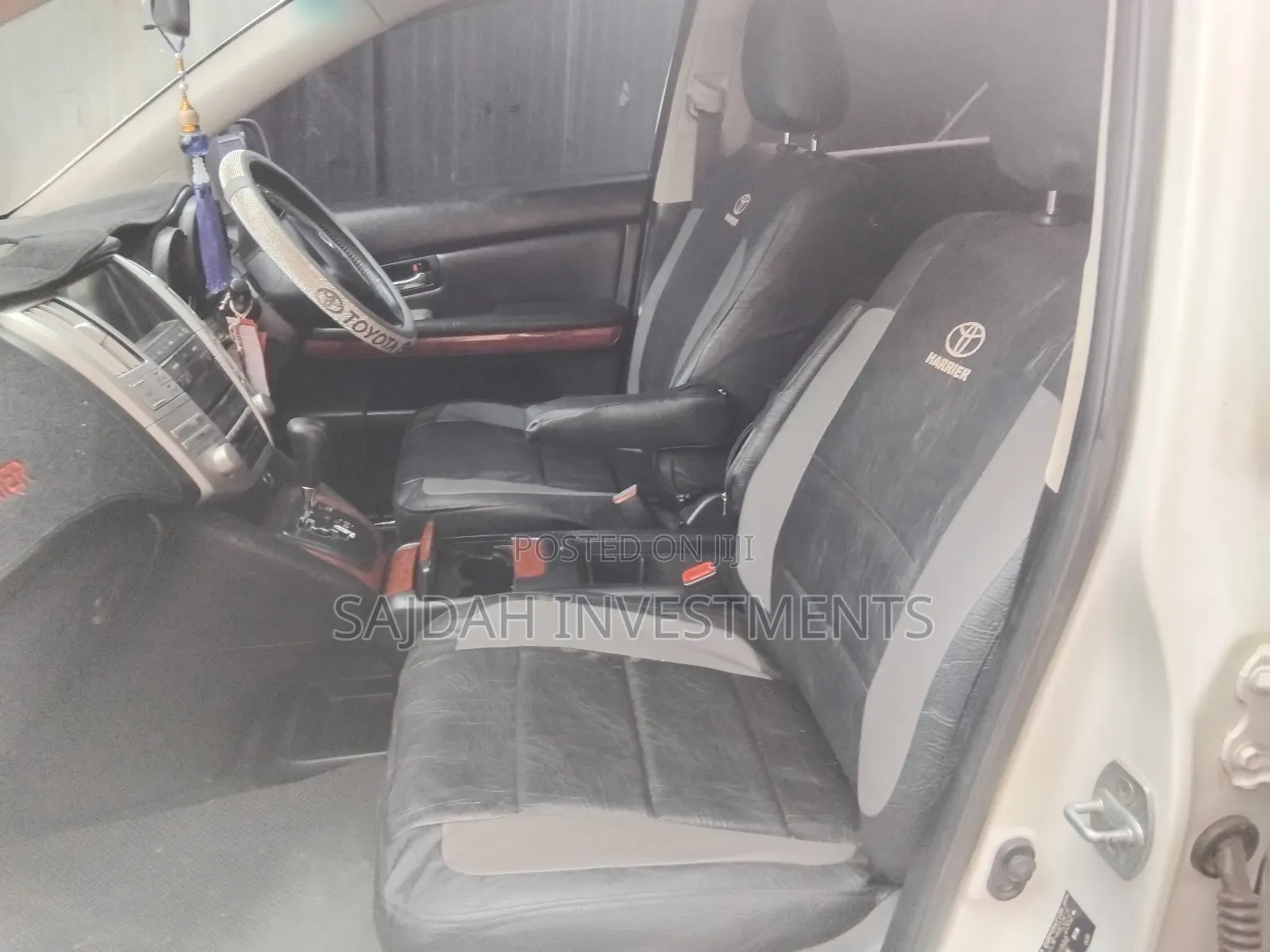 Toyota Harrier 240G 2009 White